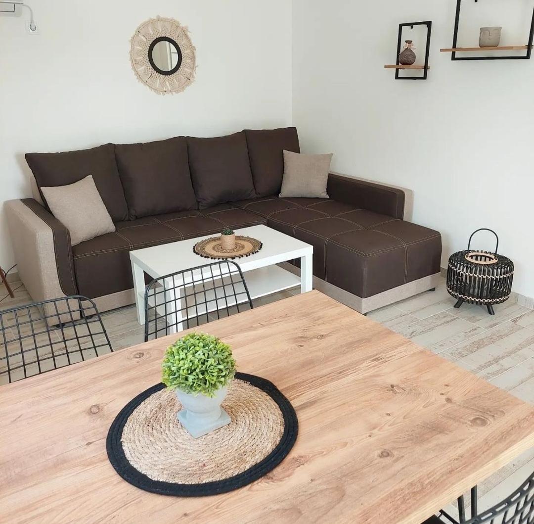Апартаменти Apartmani.sutomore Сутоморе