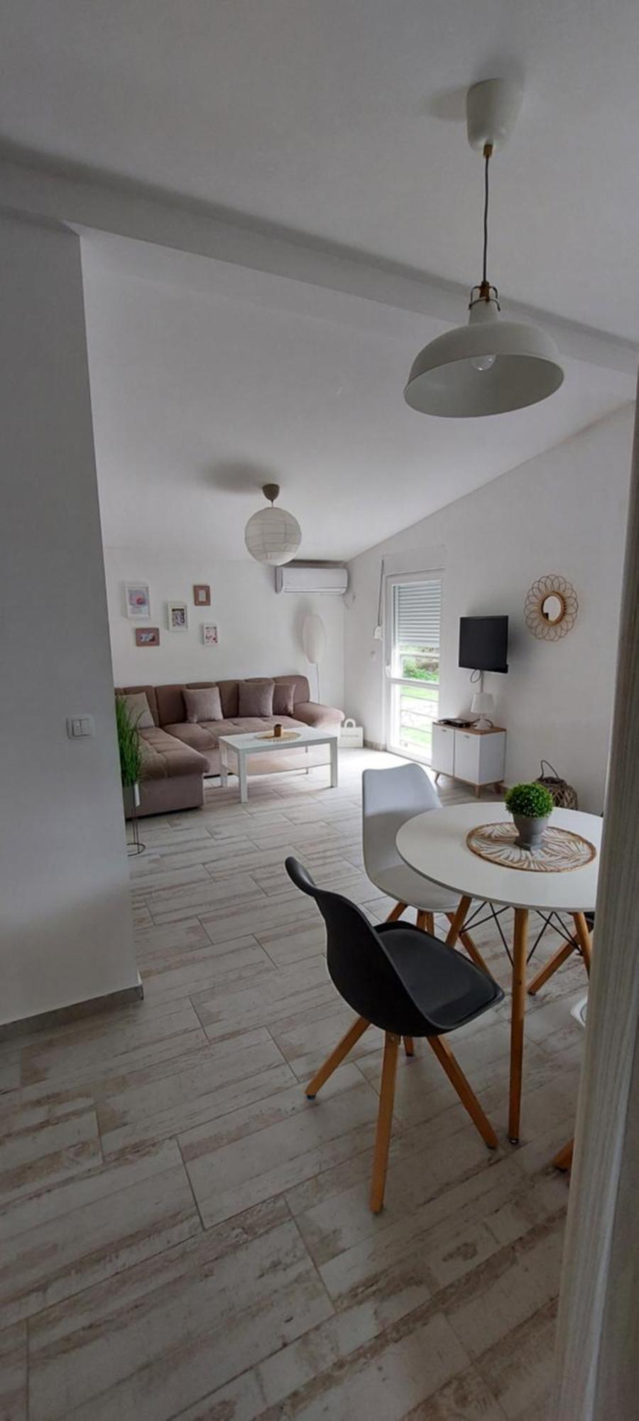 Apartmani.sutomore * Сутоморе